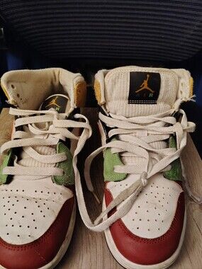 Jordan Kids High-Top Sneakers in White, Red, Green